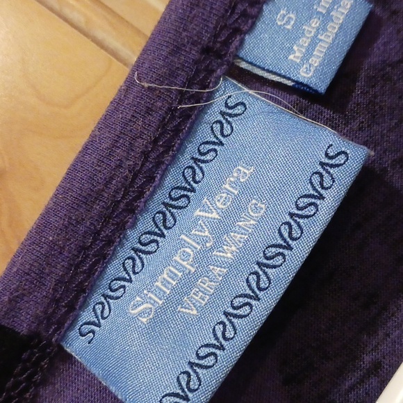 Simply Vera short-sleeved Tee EUC Small - Picture 3 of 6